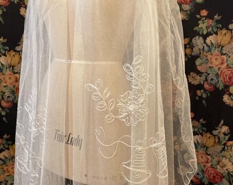 Weddding bells Large Vintage lace veil | Vintage bridal veil embroidered lace with  wedding bells and floral motif bride accessory