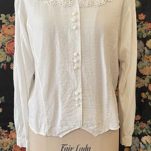 vintage 1970s white blouse with lace collar