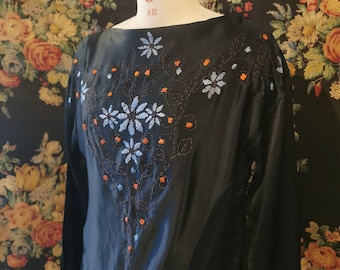 1920s silk embroidered top