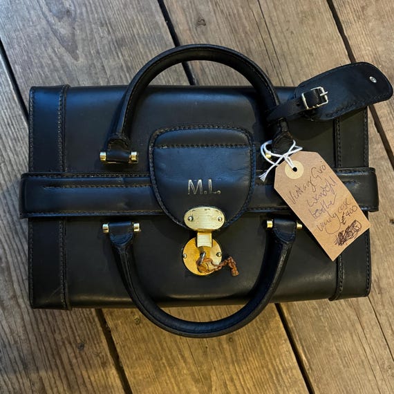 Vintage (circa 60s?) Gucci Case Rare Designer Black Leather Vanity