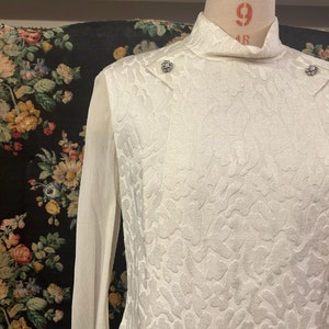 Vintage 1960s mini wedding dress, short bridal dress with chiffon sleeves