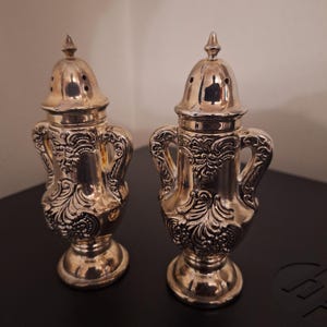 salt and pepper Shakers