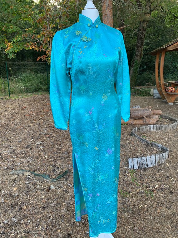 Traditional Chinese dress