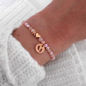 Pulseira de pérolas, letra, coração, bebê, mãe, filho, nascimento, gravidez, bebê, parte da sorte, amuleto, inicial, filigrana personalizável