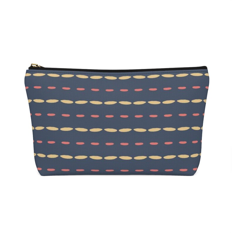 In Stiches Pouch