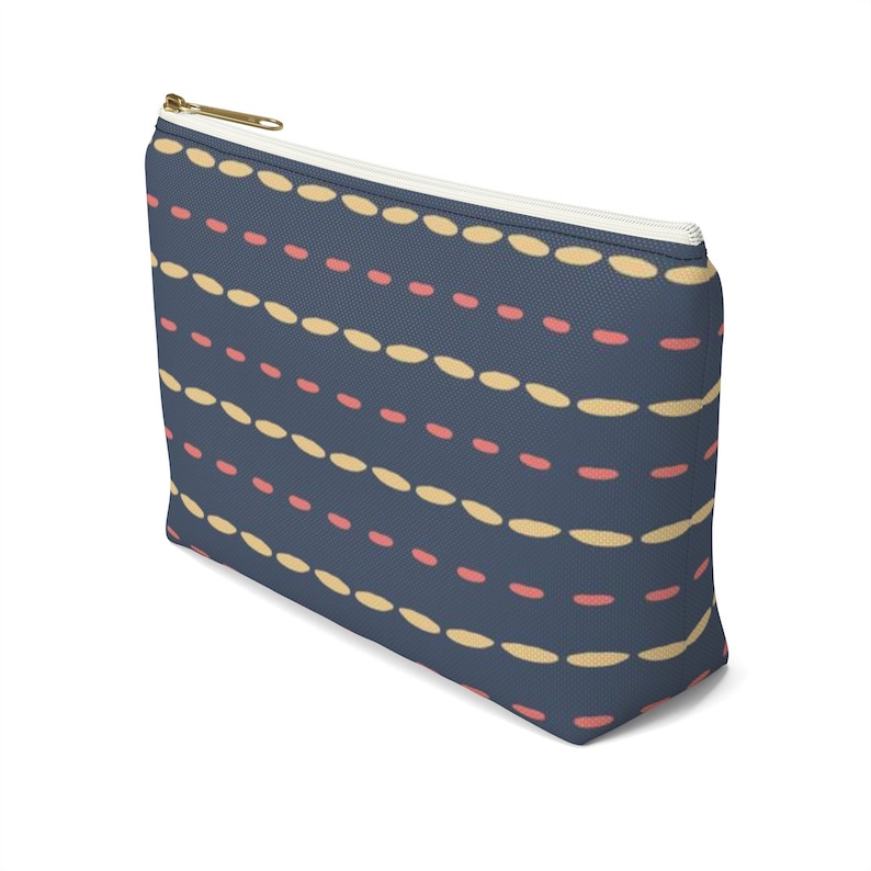In Stiches Pouch