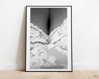 Black and White Film Photography Print – Abstract Female Form