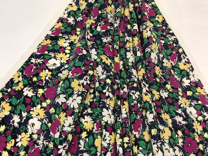 printed fabric of crepe flowers 100/% polyester