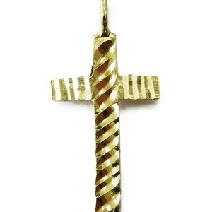 14K Yellow Gold Cross Crucifix Charm Necklace Pendant ~ 0.5g