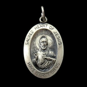 Sterling Silver 0.925 Oval Sacred Heart of Jesus Medal Necklace Pendant ...