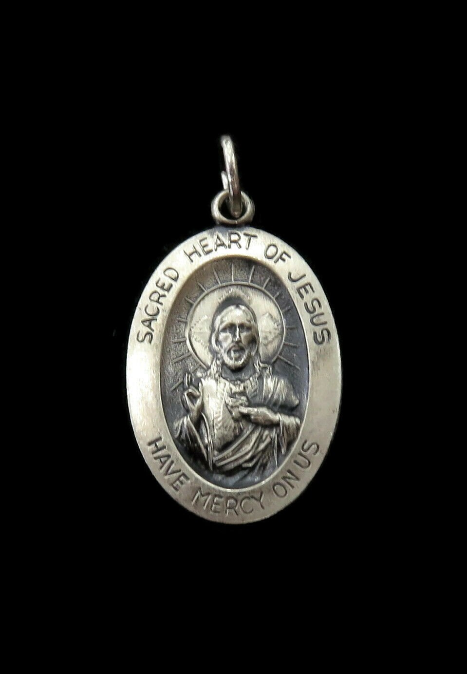 Sterling Silver 0.925 Oval Sacred Heart of Jesus Medal Necklace Pendant ...