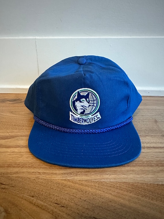 Vintage Minnesota Timberwolves Blue 90s Snapback H