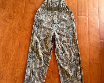 Mono vintage de camuflaje Carhartt XL