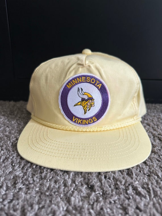 Vintage Minnesota Vikings Yellow Retro Snapback H… - image 1