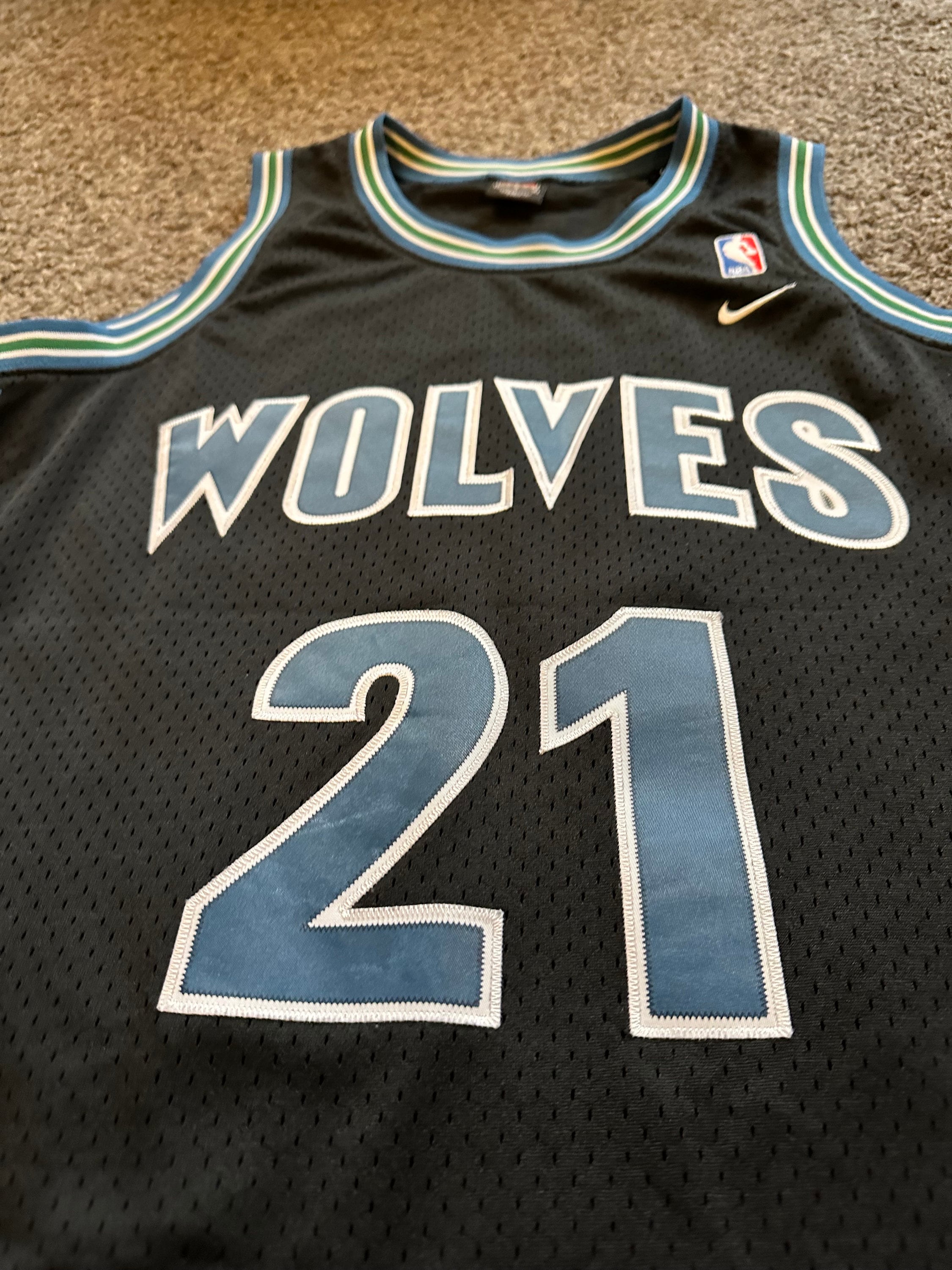 Vintage Minnesota Timberwolves Kevin Garnett Size Large