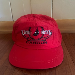 Vintage Yellow Cancun Mexico Nylon Snapback Hat