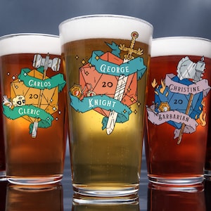 Personalized DnD Pint Glass with Name / class, Customizable Dungeons and Dragons Class Mug Personalized D&D Gifts dice Custom Gifts wedding