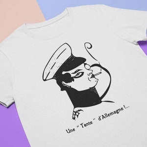 Une Tante D&#39; Allemagne | Vintage Poster Remix Queer World Gender Lgbtqia Queerness Nonbinary Trans shirt | Unisex T-Shirt