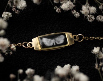 Victorian moth bracelet, romantic gothic jewlery, Dark academia bracelet, witchy jewelry, mourning jewelry, Crimson Peak inspired