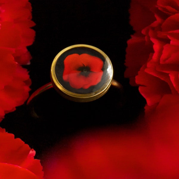 Victorian gothic flower poppy ring, Mourning jewelry style, Victorian painted jewelry, Witchy jewelry, Memento Mori ring, Dark Academia ring