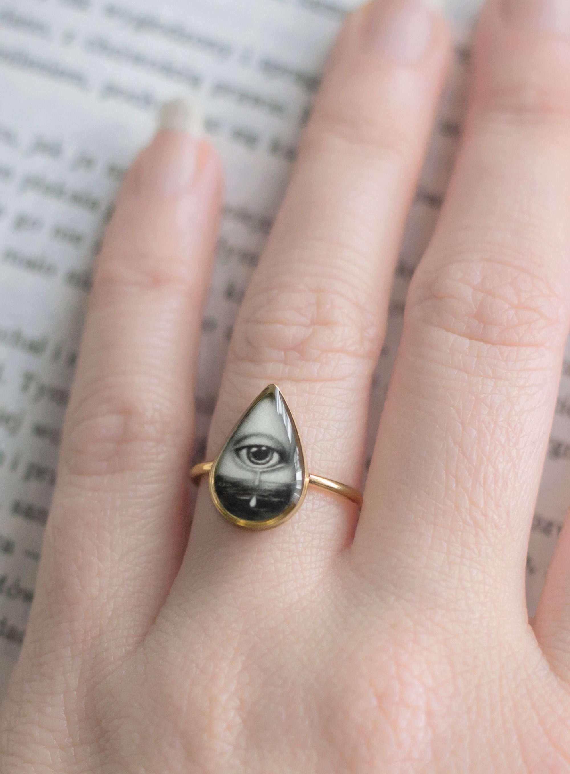 Lover's eye ring deals