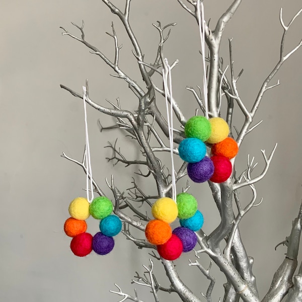 Bright rainbow felt ball bauble / bright rainbow felt ball wreath / felt tree decorations