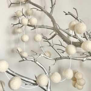 Ivory White Felt Ball Garland: Handmade Pom Pom Bunting