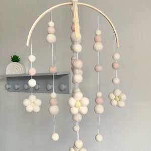 Daisy baby  mobile /daisy  flower felt ball cot mobile , daisy and wool lamb arched nursery mobile / contemporary flower mobile