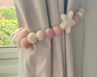 Blush wolk, ster en viltbal strikje / neutraal vilten strikje