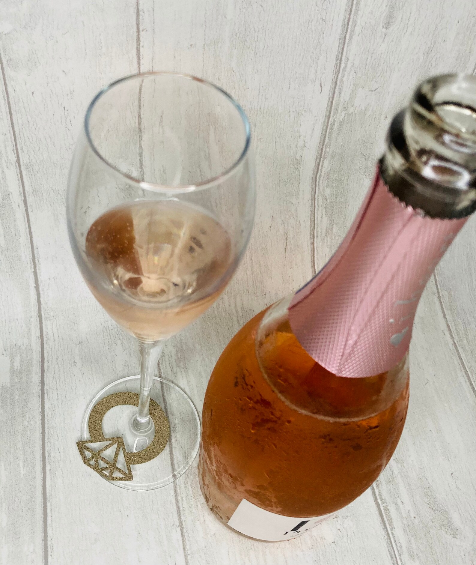 Hen do wine charms engagement ring wine glass charms Etsy.de