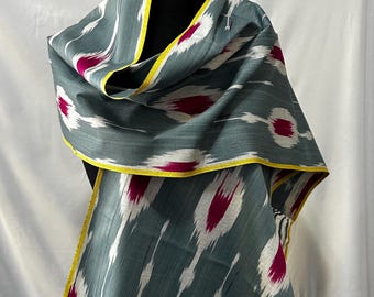 Handwoven Ikat Scarf: Grey Bohemian Style