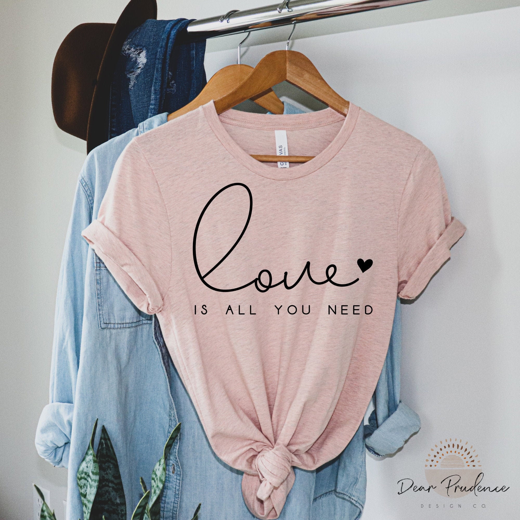 El amor es todo lo que necesitas SVG - El amor es todo lo que necesitas ...