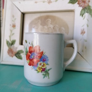 Antique mug,Hungarian Mug,  Porcelain mug, porcelain mug from &#39;50s,Flower pattern,cottage mug