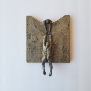 Wall figurine helping a climber, wavy base, original sculpture, by Diaz art, mixed media, wall mounted art limited edition, modern art Bronze