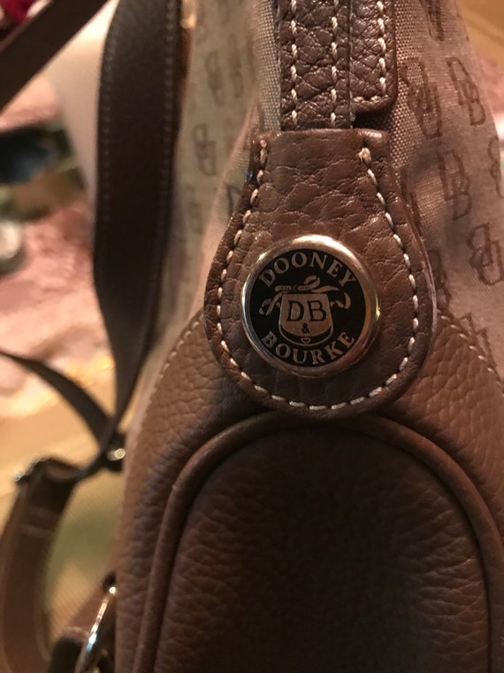 Vintage Dooney & Bourke Brown Backpack in Excellent  display picture 1