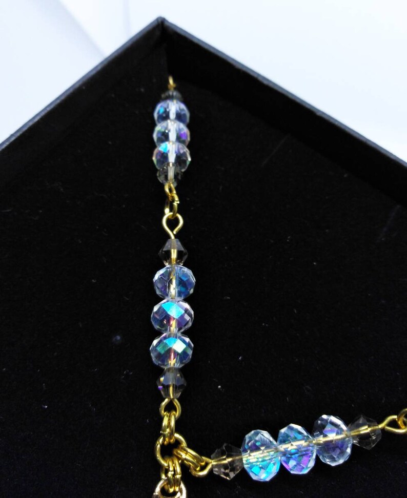 Translucent agate slice pendant