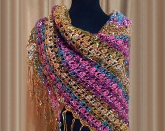Crochet triangular shawl with fringe and tassels, Winter shawl, handmade wrap, unique design, women warm accessory triangle women throw