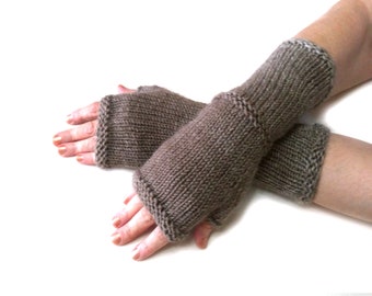 Knit winter gloves, knitted fingerless gloves, long arm warmers with thumb, knitted mittens, handmade open finger gloves beige arm accessory