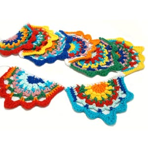 Crochet garland pattern, photo tutorial, banner, bunting, crochet tutorial motif, Instant Download  5018