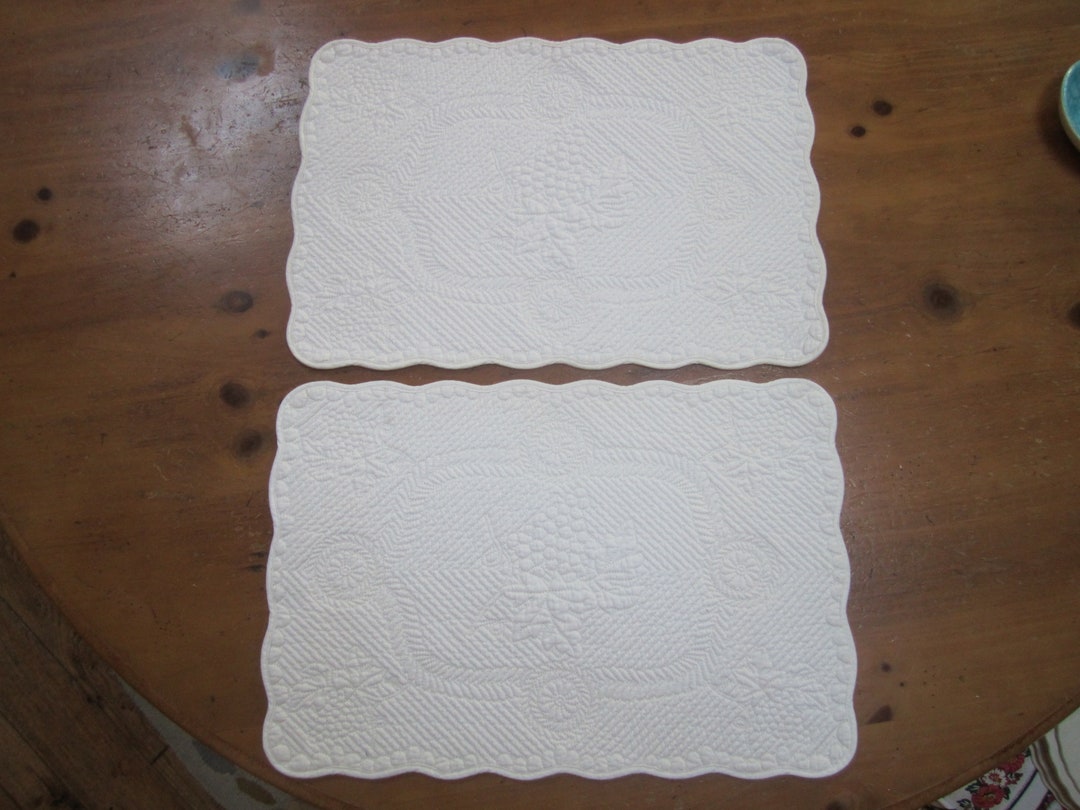 French Country Williams Sonoma Quilted Boutis Style Placemats Etsy