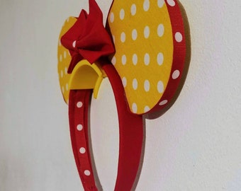 3D printed Wall Ear Holder - Adhesive Strip mounting