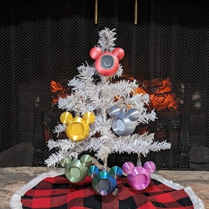 Mouse Ornament inspired Magic Band + Puck Holder