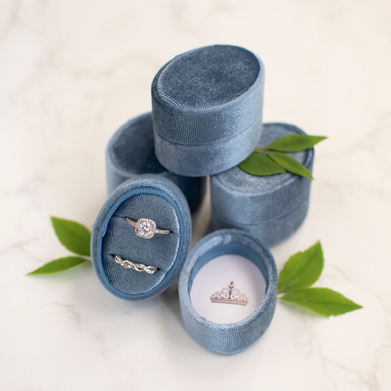oval velvet ring box