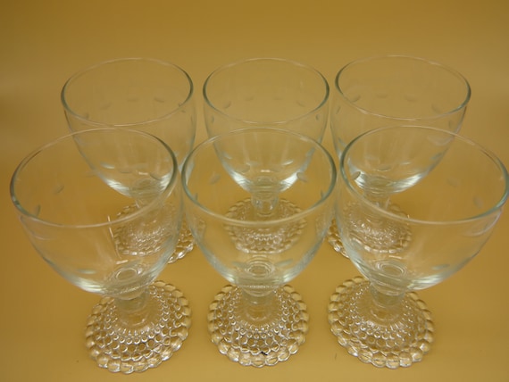 20 oz clear water glass 20oz Glass Cups with Acrylic Lids (Clear)  Joyclub