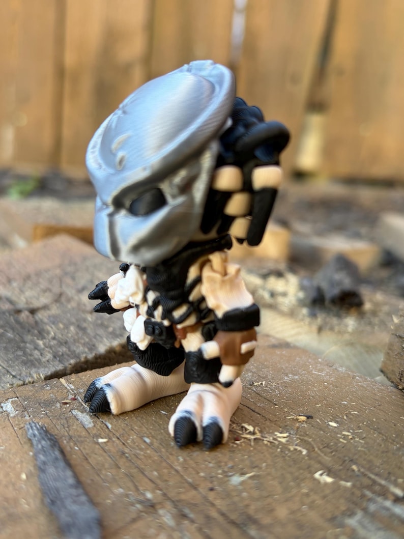 3D Printed Predator Keychain, Decoration, Figurine With Removable ...
