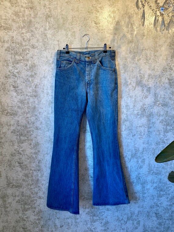 Retro Bell Bottom Jeans | Vintage High-Waisted Jea