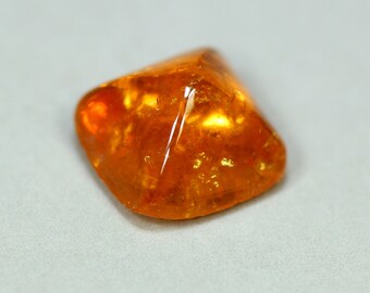 2.28 Cts_great Sugarlouf Shape_100 % Natural Orange Spessartite Garnet_srilanka