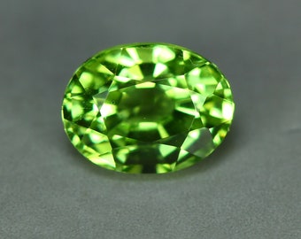 0.67 Cts_great Loose Gemstone_100 % Natural Unheated Green Peridot_pakistan