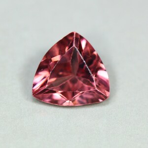 0.91 Cts_fantastic Best Lustrous_100 % Natural Unheated Pink Zircon_srilanka image 3