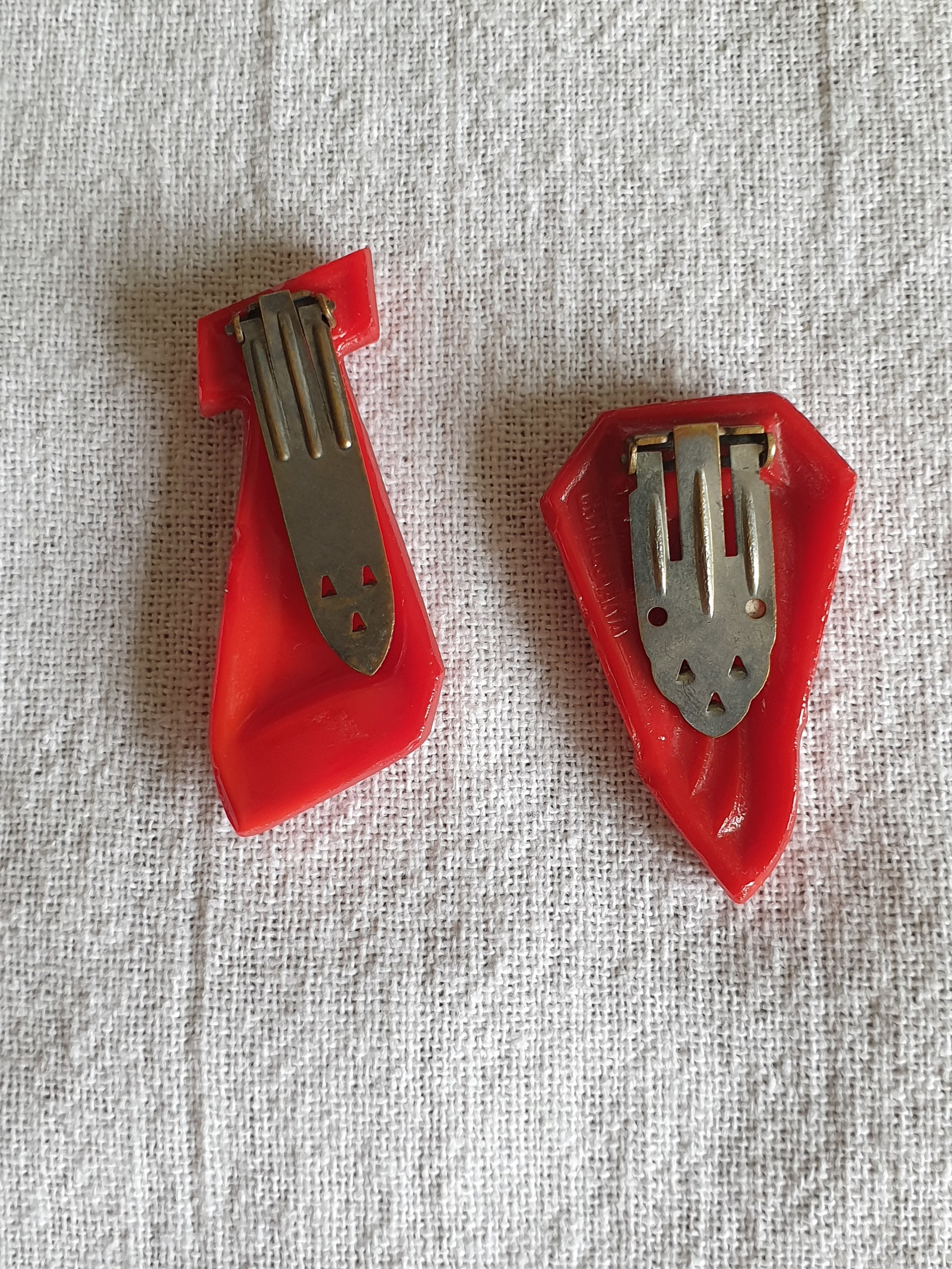 Vintage dress clips 2 clips in bright red different designs Etsy